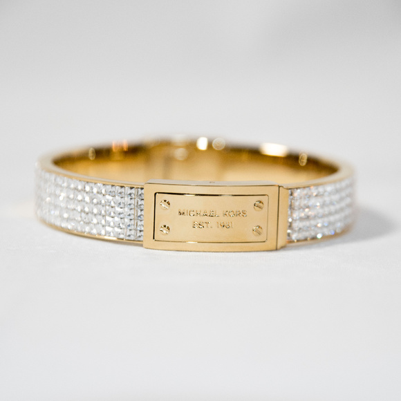 Michael Kors Jewelry - Michael Kors hinge plaque bracelet - pave